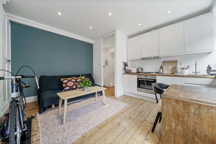 Peabody Estate, Herne Hill - Photo 1