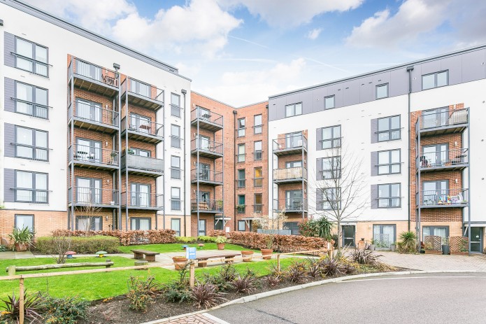 Fairthorn Road, Charlton - Photo 1