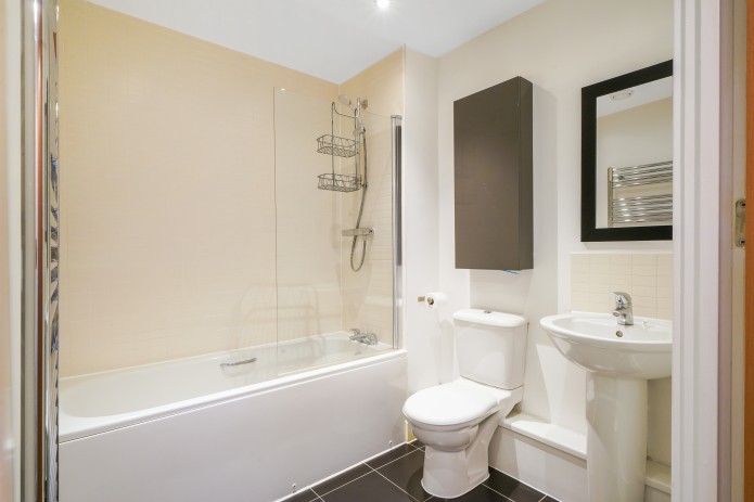 Fairthorn Road, Charlton - Photo 13
