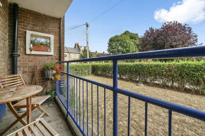 Hillmore Grove, Sydenham - Photo 10